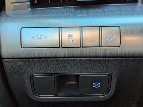 Used 2024 Hyundai Kona SEL image 17