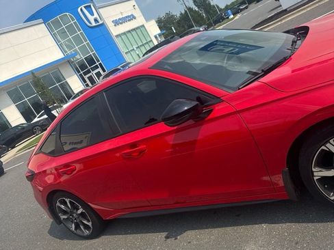 Used 2025 Honda Civic Sport Touring image 1