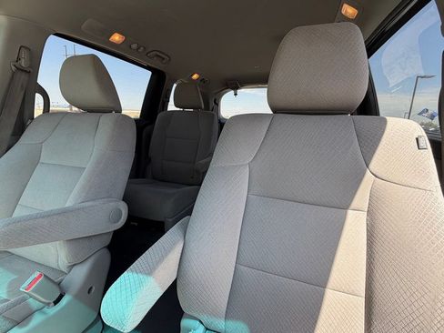 Used 2016 Honda Odyssey LX image 18