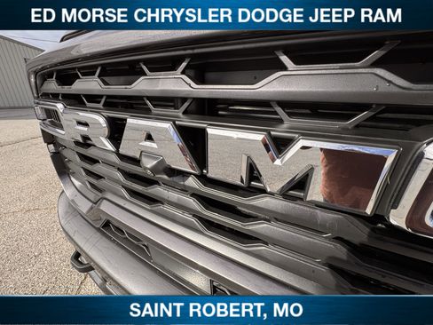 New 2025 RAM 2500 Big Horn AWD/4WD image 15