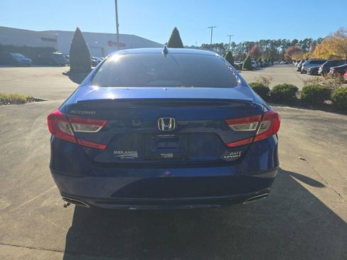 Used 2020 Honda Accord Sport image 4