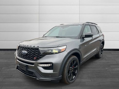 Used 2022 Ford Explorer ST w/ Equipment Group 401A image 6