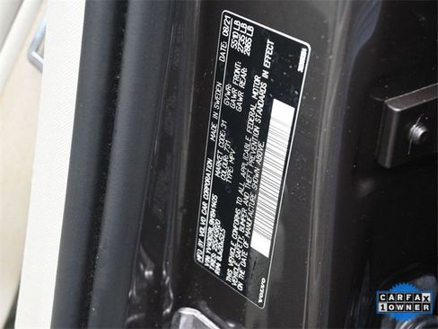 Used 2022 Volvo XC60 B6 Inscription w/ Advanced Package image 18