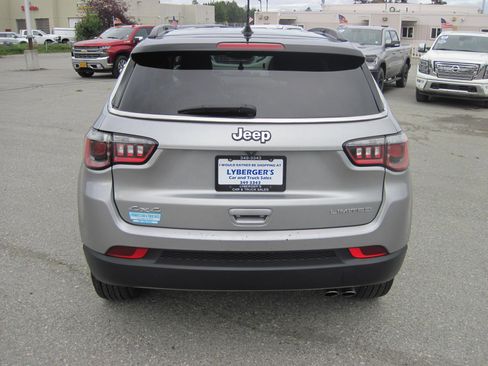 Used 2020 Jeep Compass Limited image 4