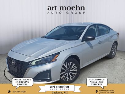 Used 2024 Nissan Altima 2.5 SV