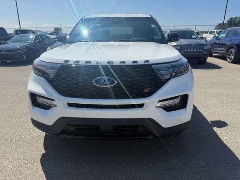 Used 2022 Ford Explorer ST w/ Equipment Group 401A AWD/4WD image 12