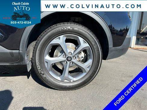 Certified 2025 Ford Escape ST-Line Select AWD/4WD image 13