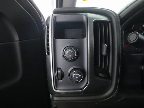 Used 2018 Chevrolet Silverado 1500 LTZ Z71 w/ LTZ Plus Package AWD/4WD image 19