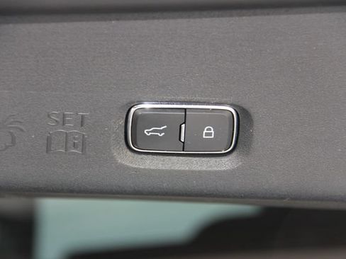 Used 2025 Ford Expedition Max Platinum AWD/4WD image 40