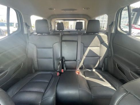 Used 2019 GMC Acadia SLT image 22