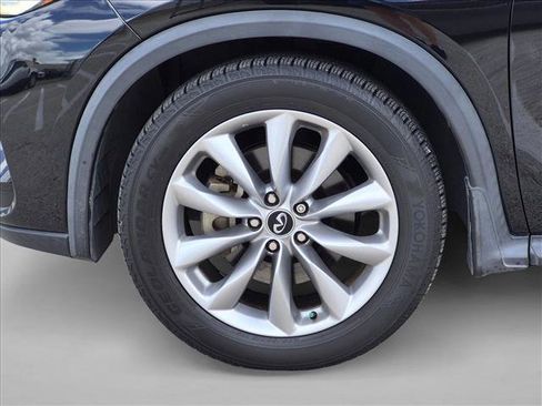 Used 2019 INFINITI QX50 Luxe w/ Navigation Package FWD image 14