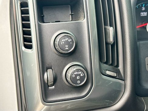 Used 2017 Chevrolet Silverado 1500 LT w/ All Star Edition AWD/4WD image 10