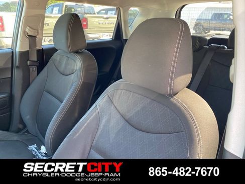 Used 2018 Kia Soul FWD image 11