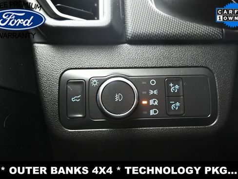 Used 2022 Ford Bronco Sport Outer Banks w/ Tech Package AWD/4WD image 19
