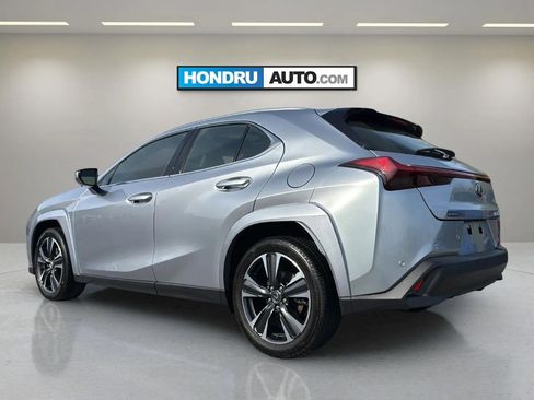 Used 2025 Lexus UX 300h AWD w/ Cold Area Package image 3
