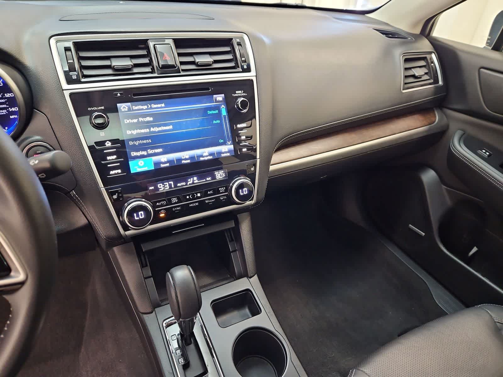 Used 2018 Subaru Outback 2.5i Limited AWD/4WD image 32