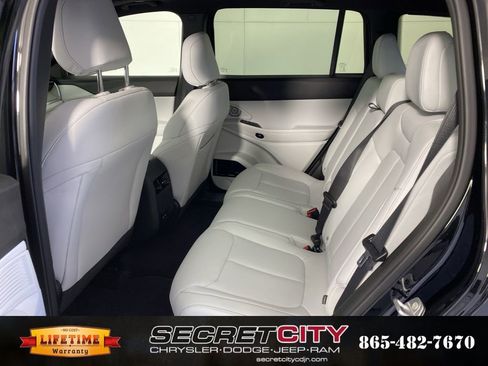 New 2026 Jeep Cherokee Limited AWD/4WD image 29
