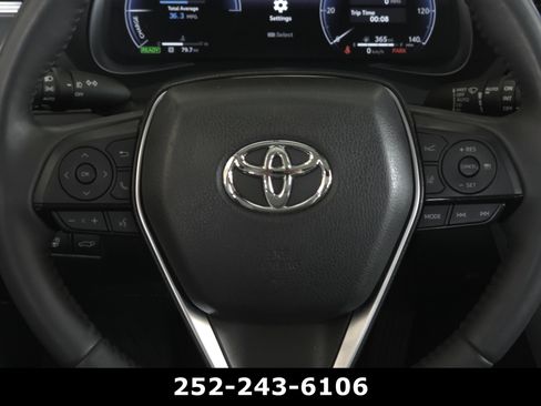Used 2024 Toyota Venza Limited AWD/4WD image 25