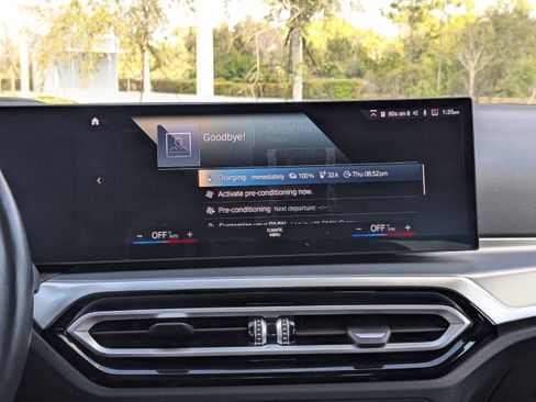 Used 2023 BMW i4 eDrive40 image 20