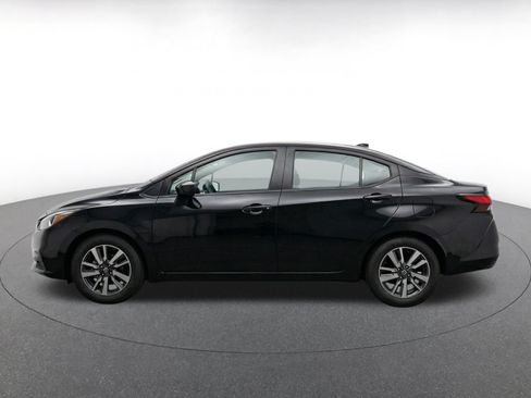 Used 2025 Nissan Versa SV FWD image 4