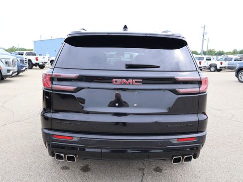 Used 2025 GMC Acadia Elevation w/ Elevation Premium Package FWD image 4