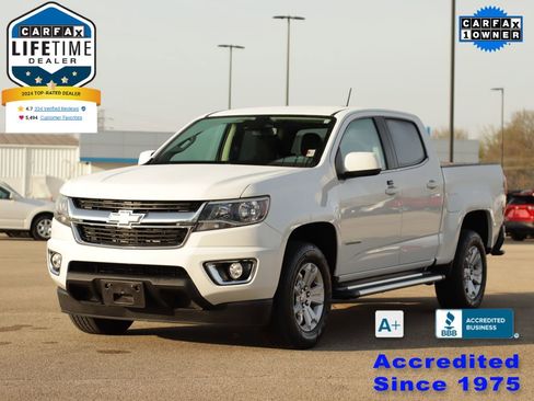 Used 2017 Chevrolet Colorado LT w/ LT Convenience Package image 3