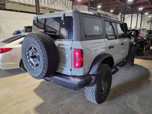 Used 2024 Ford Bronco Everglades AWD/4WD image 2