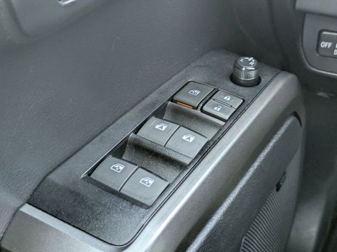 Used 2023 Toyota Tacoma Limited image 25