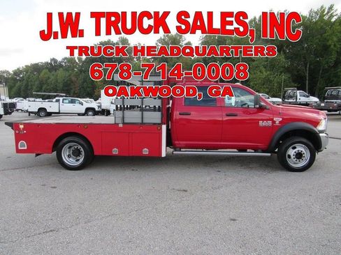 Used 2018 RAM 5500 Tradesman w/ Max Tow Package image 2