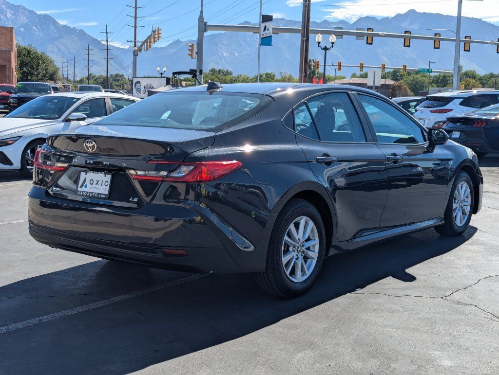 Used 2025 Toyota Camry LE FWD image 4
