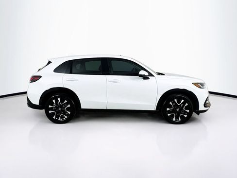 Certified 2026 Honda HR-V EX-L image 9
