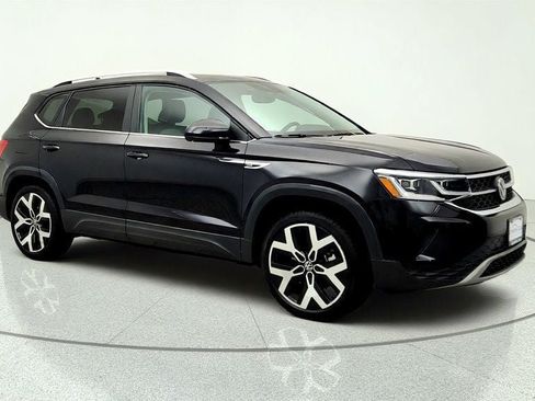 Used 2023 Volkswagen Taos SEL AWD/4WD image 3