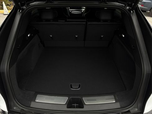 New 2026 Cadillac Lyriq Sport image 11