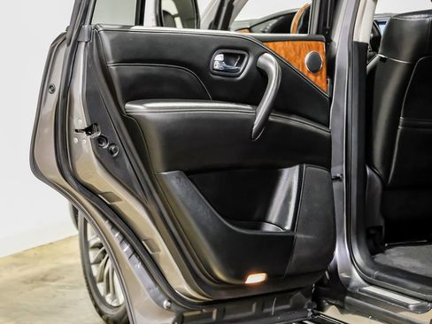 Used 2018 INFINITI QX80 2WD w/ Driver Assistance Package image 39