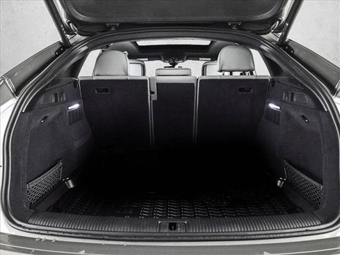 Certified 2025 Audi Q5 2.0T Premium Plus w/ Premium Plus Package AWD/4WD image 6