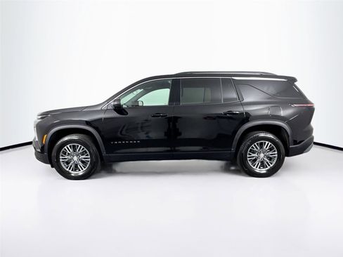 Used 2026 Chevrolet Traverse LT image 14