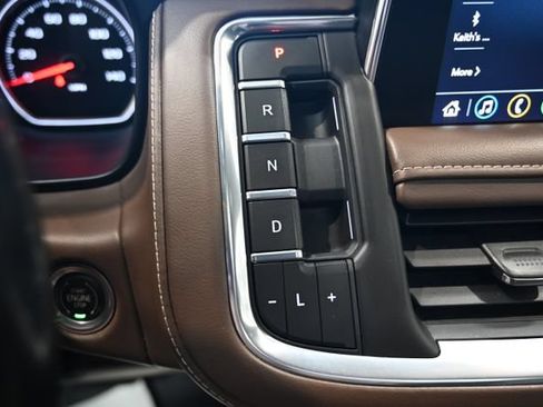 Used 2021 Chevrolet Tahoe High Country w/ Premium Package AWD/4WD image 24