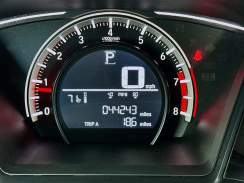 Used 2017 Honda Civic LX image 8