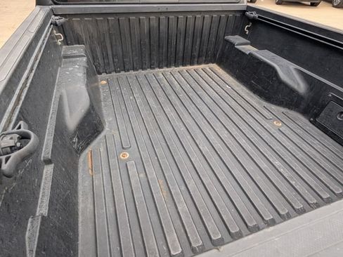 Used 2019 Toyota Tacoma TRD Off-Road w/ Technology Package AWD/4WD image 20