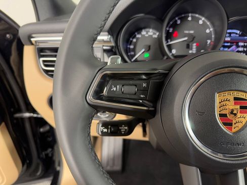 New 2026 Porsche Macan AWD/4WD image 29