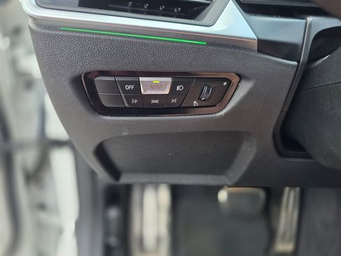 Used 2024 BMW 440i xDrive Coupe w/ Premium Package image 28