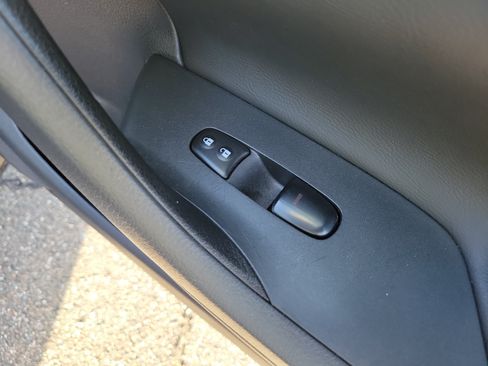 Used 2017 Nissan Altima 2.5 SV FWD image 10