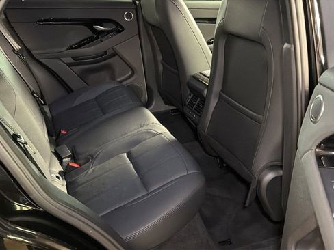 Used 2024 Land Rover Range Rover Evoque Dynamic SE image 12