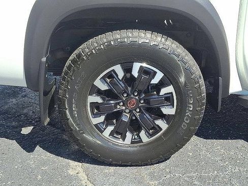 Used 2022 Nissan Frontier Pro-X image 39