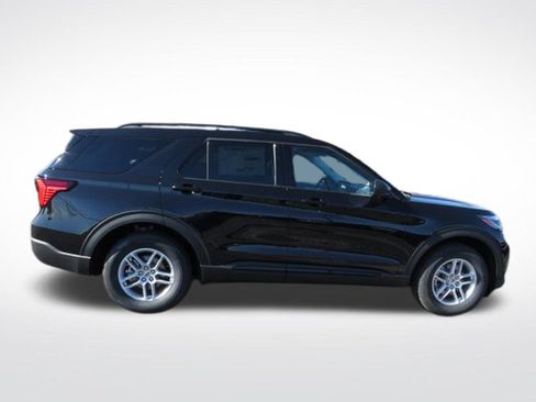 New 2026 Ford Explorer Active AWD/4WD image 9