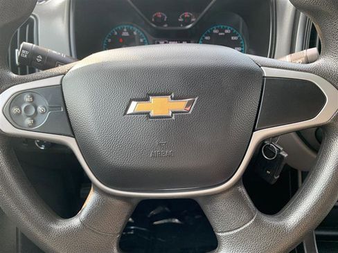 Used 2021 Chevrolet Colorado W/T w/ Custom Special Edition image 17