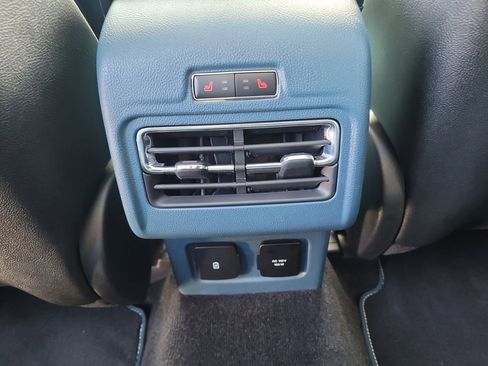 Used 2020 Lincoln Corsair Reserve w/ Equipment Group 202A image 13