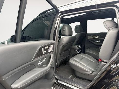 Used 2025 Mercedes-Benz GLS 63 AMG 4MATIC w/ AMG Night Package image 17
