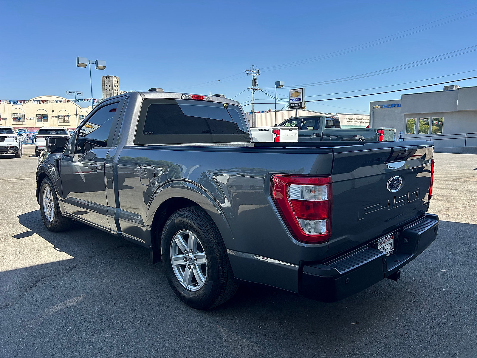 Used 2023 Ford F150 XL RWD image 5