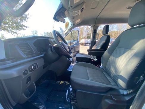 Used 2023 Ford Transit 350 XLT image 23